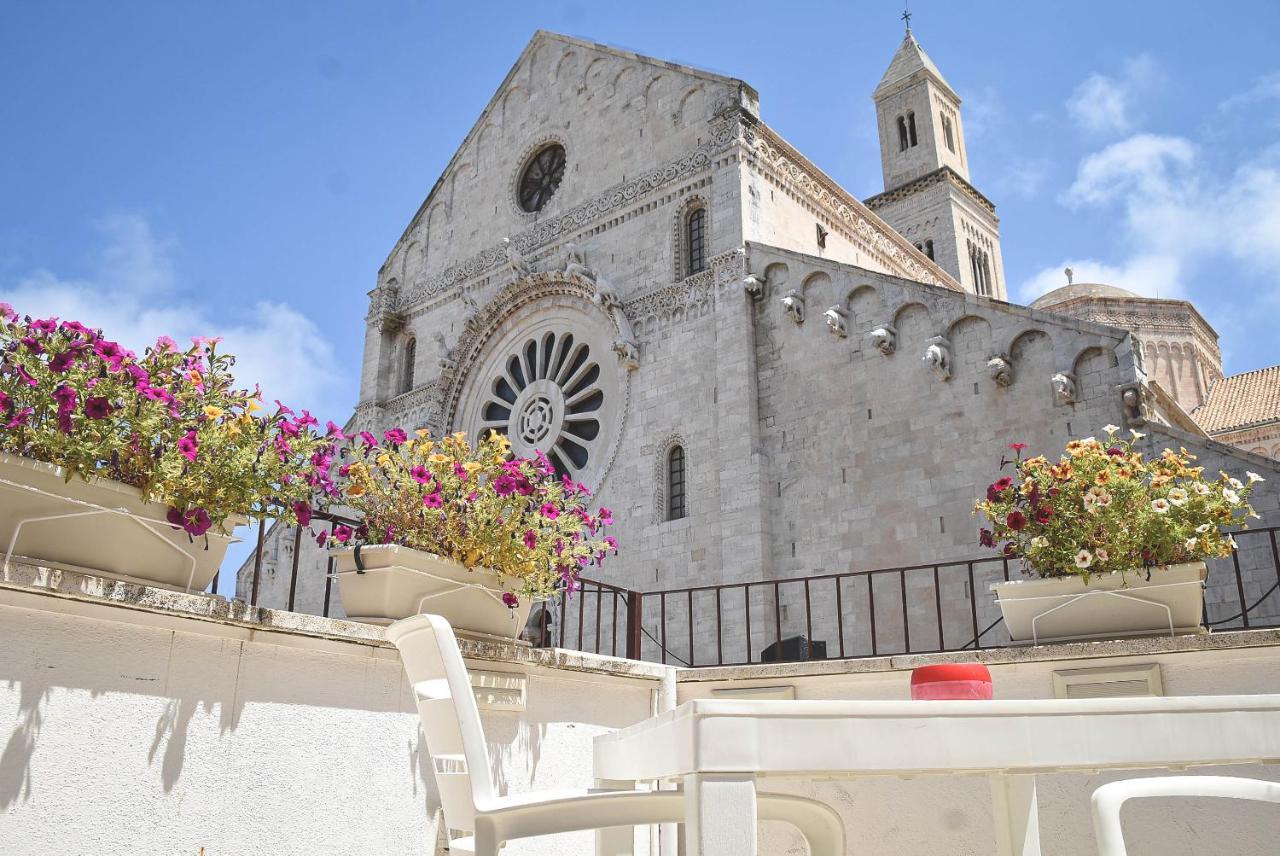 Vista Cattedrale - Super Attico Nel Centro Storico Bari Buitenkant foto