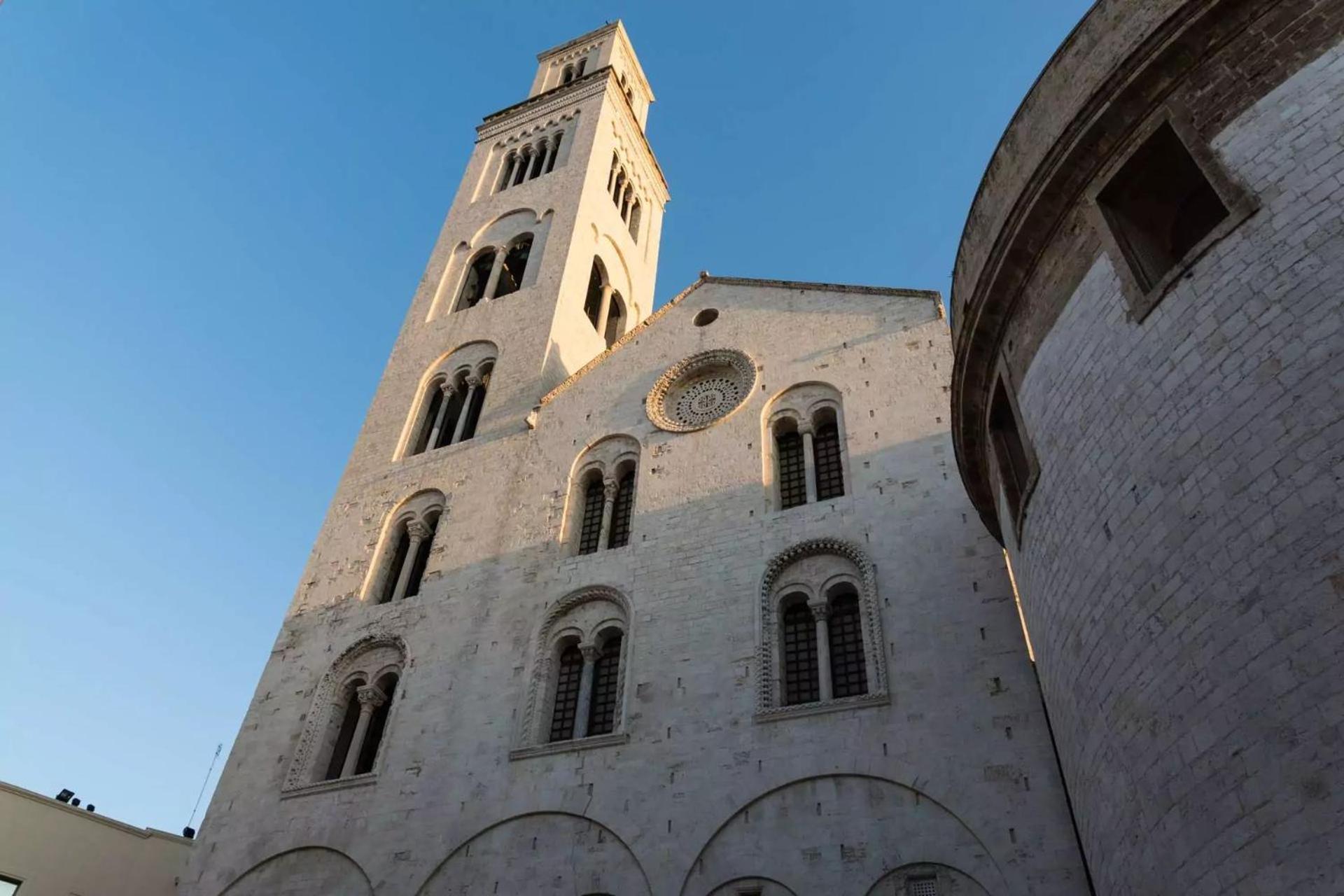 Vista Cattedrale - Super Attico Nel Centro Storico Bari Buitenkant foto
