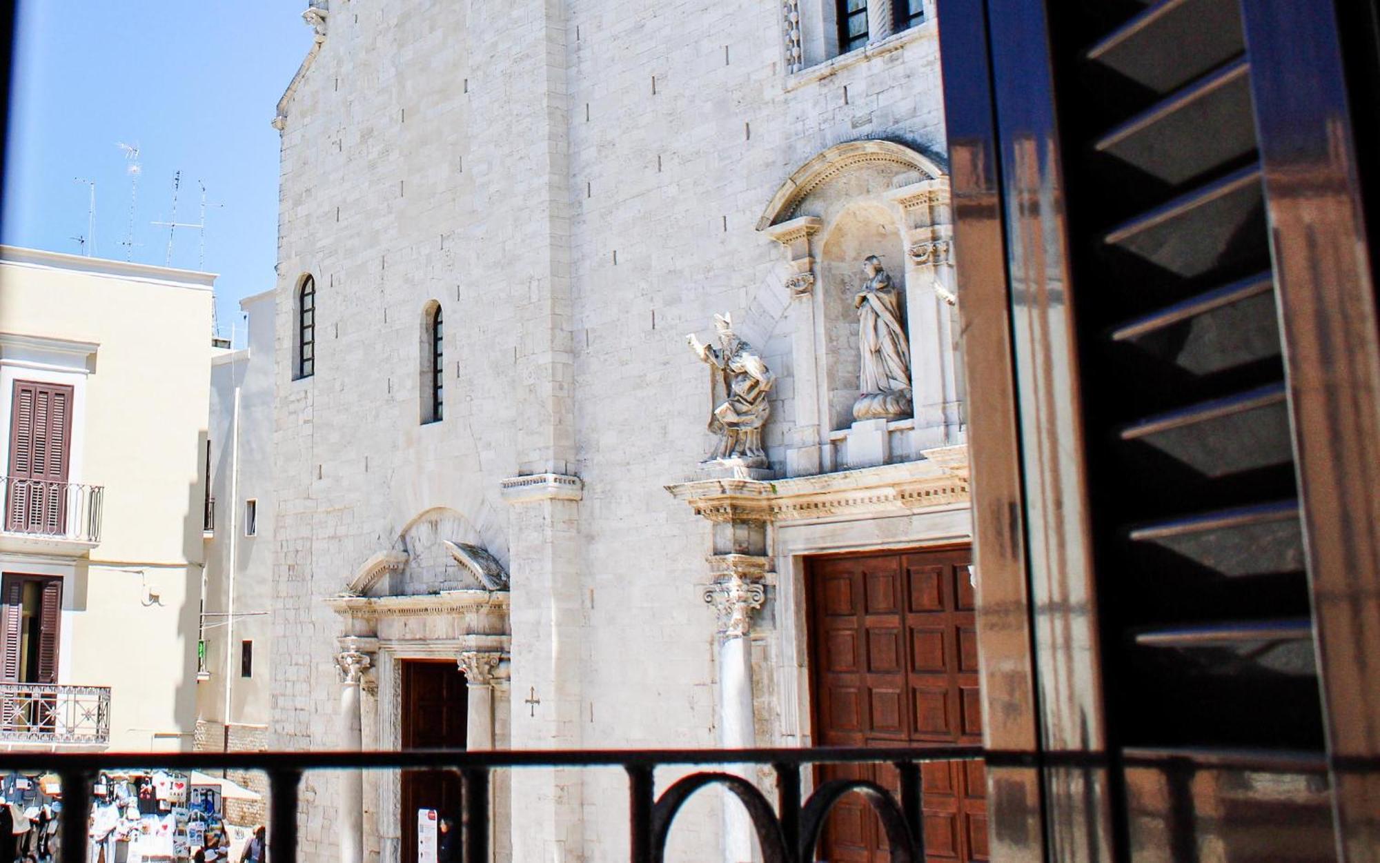 Vista Cattedrale - Super Attico Nel Centro Storico Bari Buitenkant foto